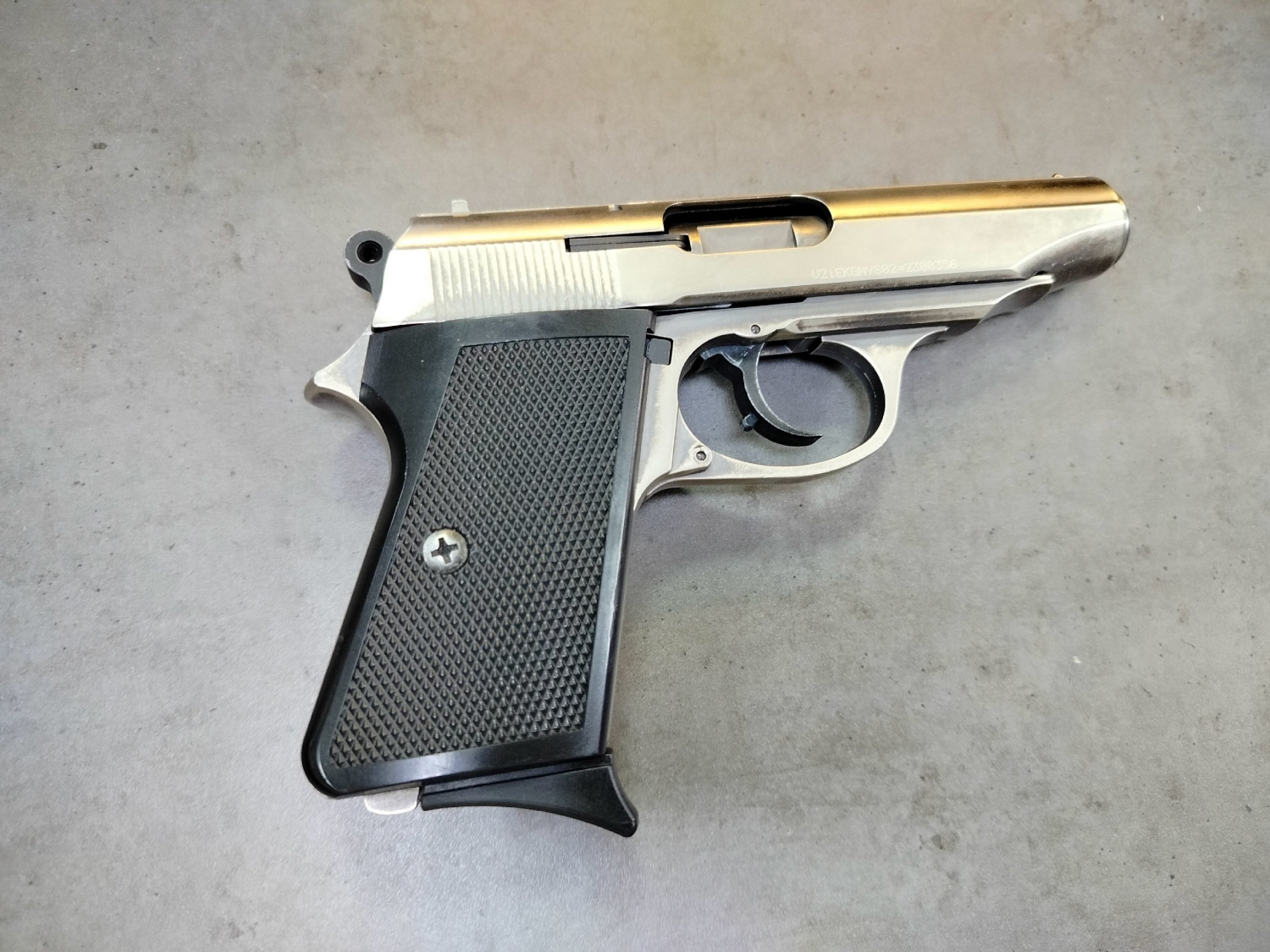 Сигнальный пистолет PP-S KURS (Walther PP)