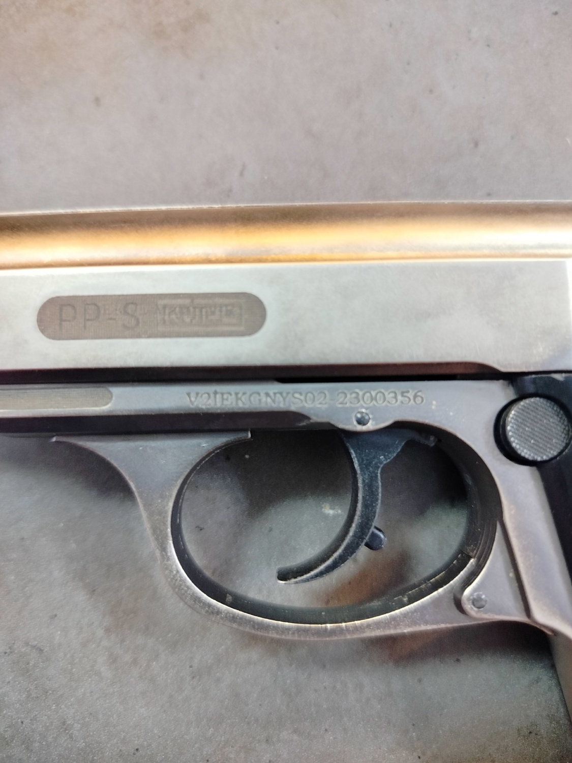 Сигнальный пистолет PP-S KURS (Walther PP)